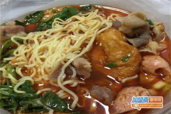 渔小白冒菜加盟