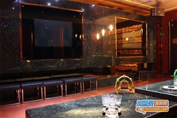 欢天喜地KTV加盟