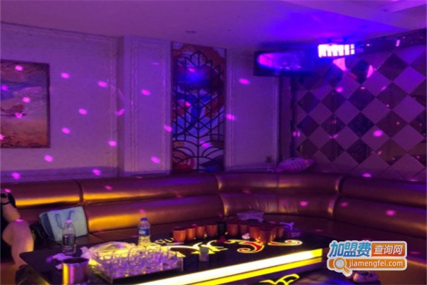 欢乐畅KTV加盟费