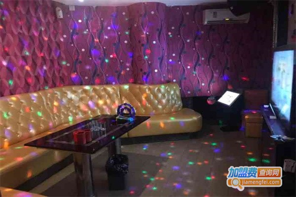 欢乐驿站KTV加盟