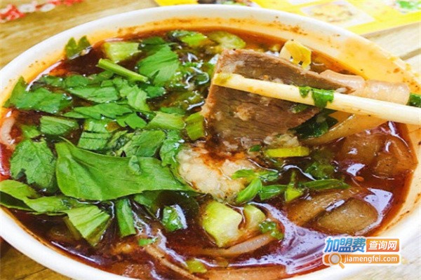 一丈红关东冒菜加盟