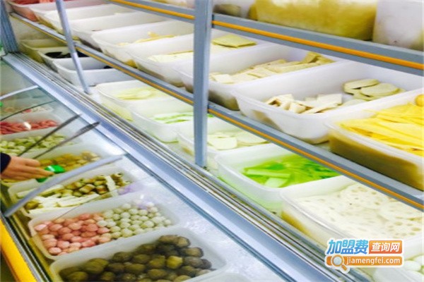 一丈红关东冒菜加盟