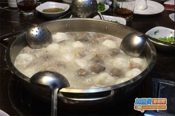 九哥石斑鱼火锅加盟费多少钱？