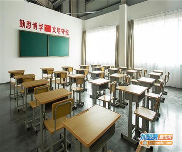 爱动少儿体能馆加盟费