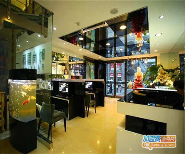 婚纱摄影店加盟费