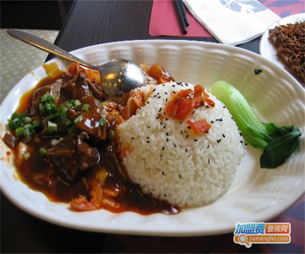 啊丁盖饭粉面加盟费