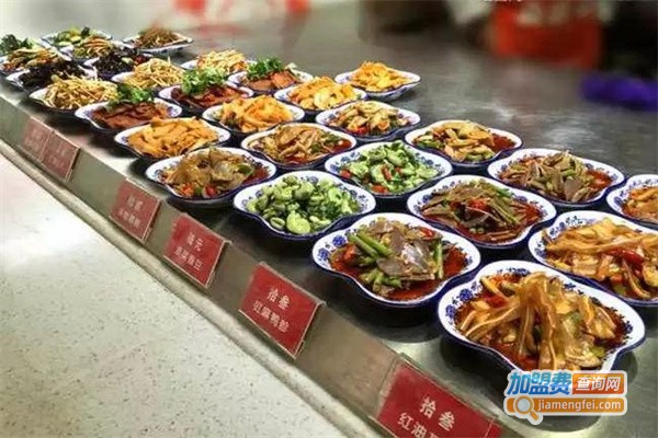 中式快餐餐厅加盟费_投资中式快餐餐厅加盟费是多少？