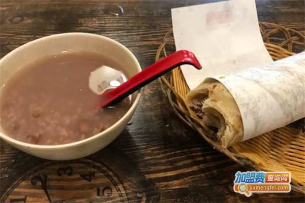 藤润德熏肉卷饼加盟