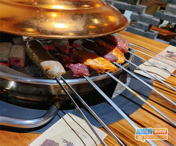 小旋风烧烤·火锅城加盟费