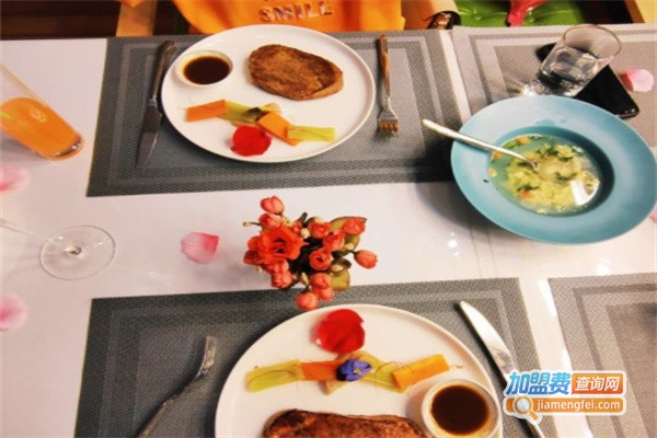 以诺酒窖西餐加盟