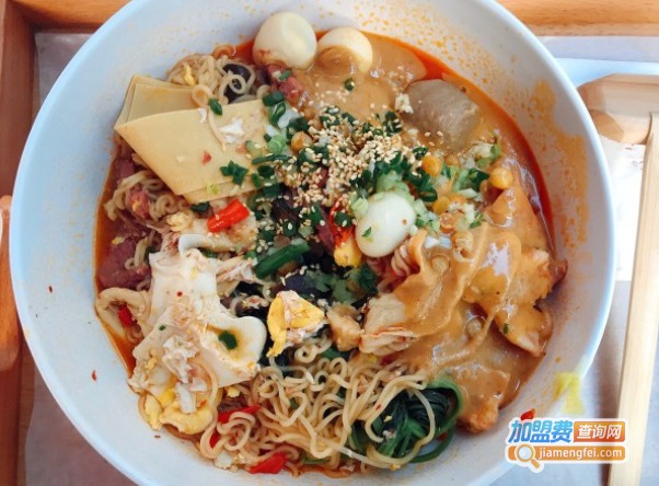 花游记干拌麻辣烫加盟费