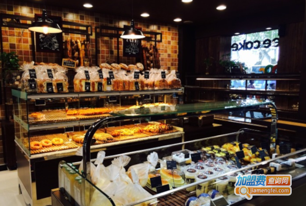 红跑车蛋糕店加盟