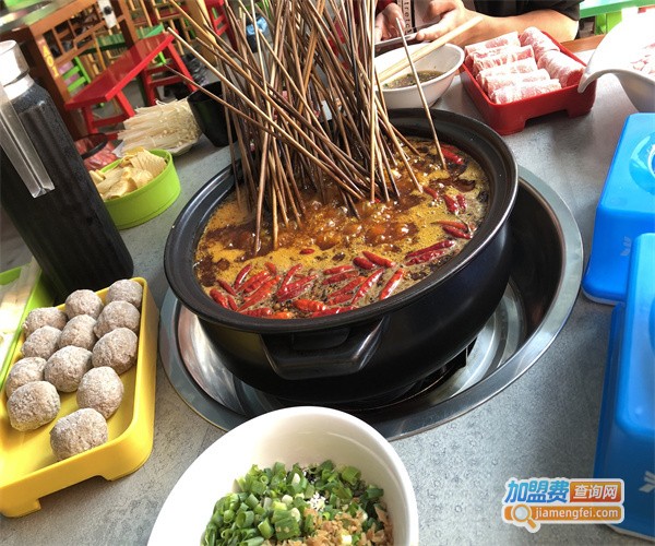 川辣三国火锅串串香加盟费