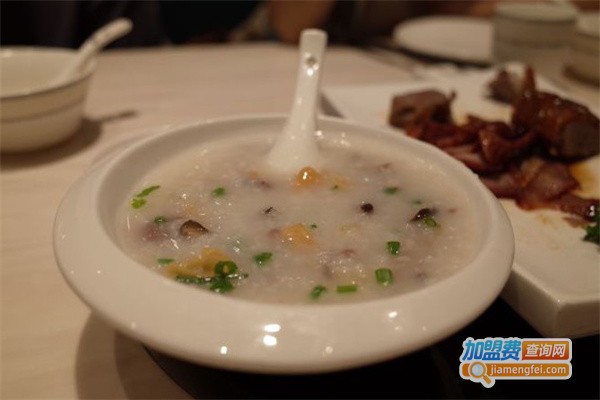 江粤湾海鲜粥加盟