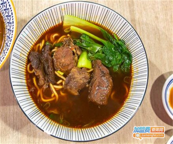 牛上牛牛肉面加盟费