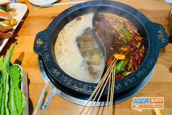 小扁担串串香火锅加盟