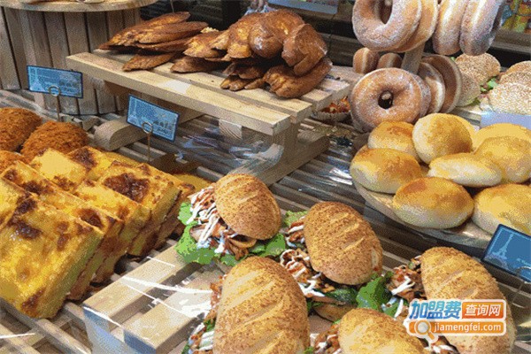 98经典面包坊加盟