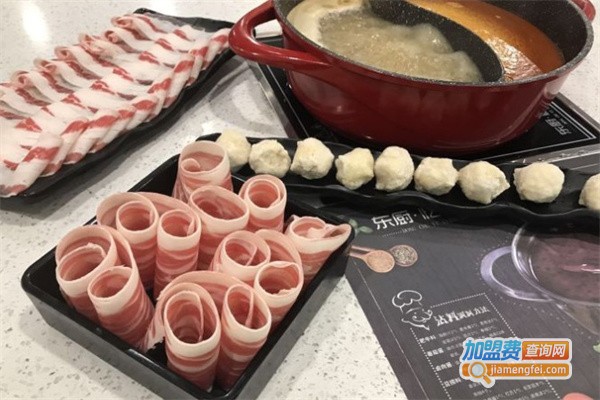 东厨忆巷火锅加盟