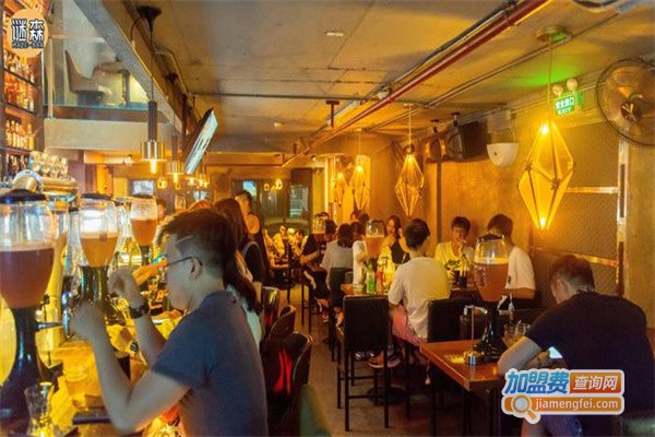 谜森清吧加盟，开店加盟谜森清吧，你就是土豪！