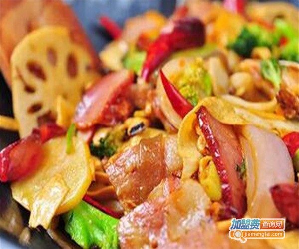 川味香菜馆加盟费多少？