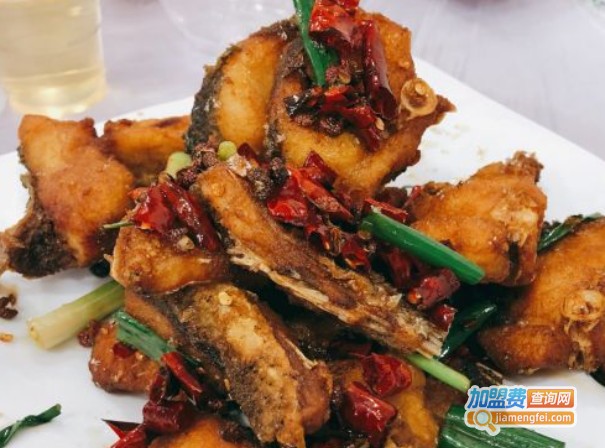 丁记玻璃房餐厅加盟费