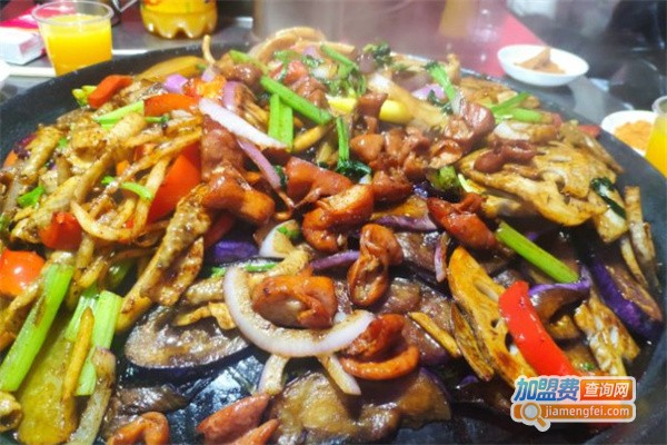 品味金牌烙锅加盟