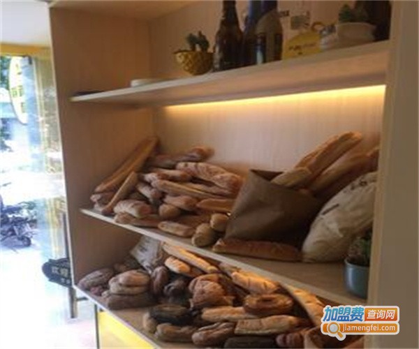 金利烘焙加盟费