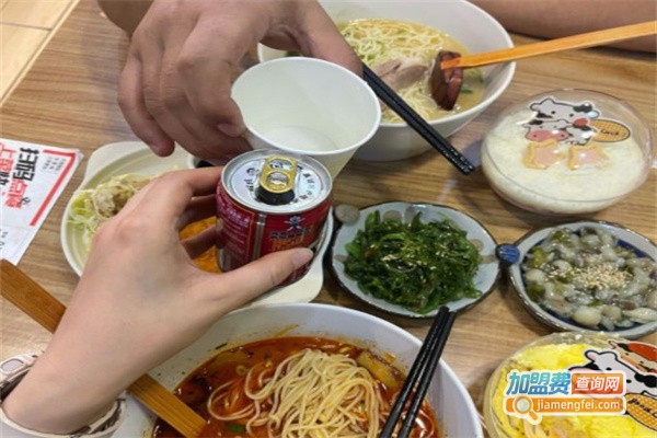 一鹤豚骨拉面加盟