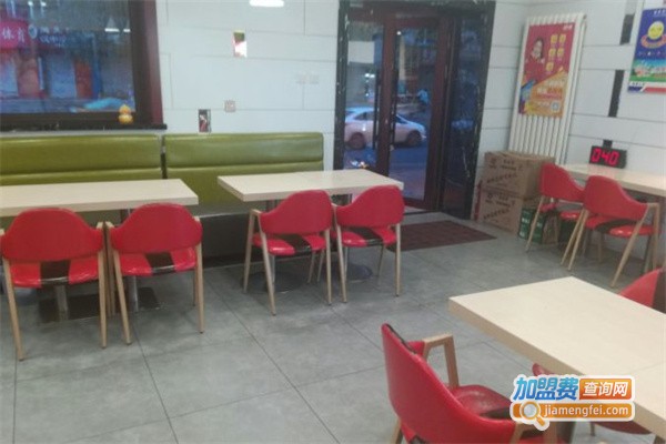 小威麻辣烫加盟