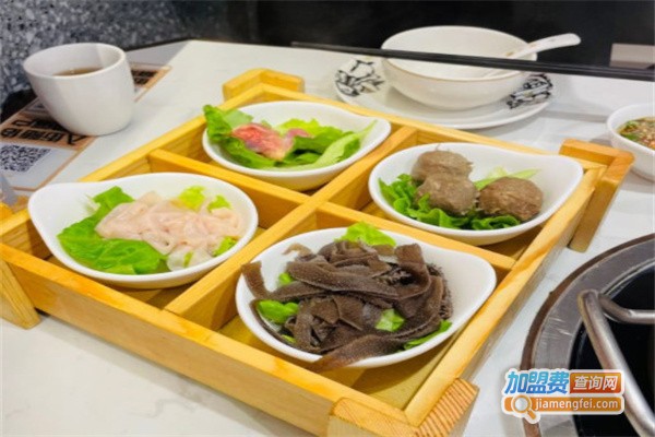 汤人街猪肚鸡火锅加盟