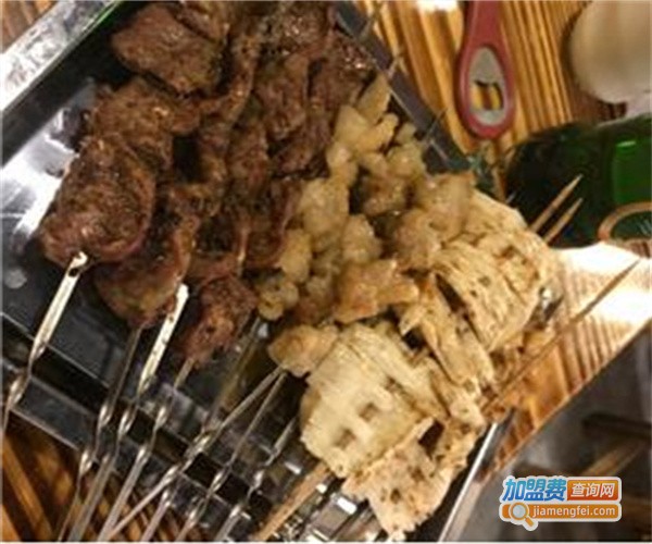 赛赛烧烤家常菜馆加盟费