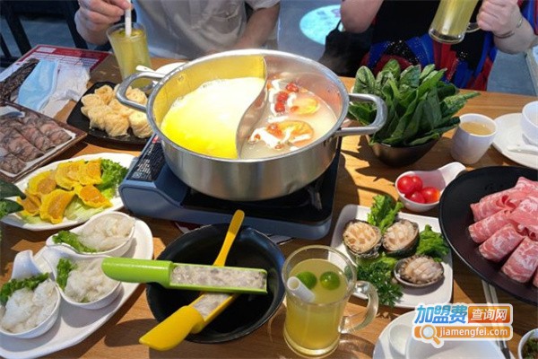 围炉鲜港式打边炉加盟