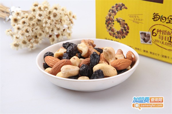 爱麦果仁休闲食品加盟费