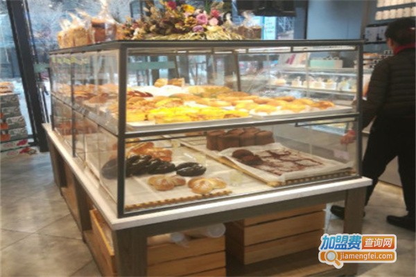 麦甜面包坊加盟