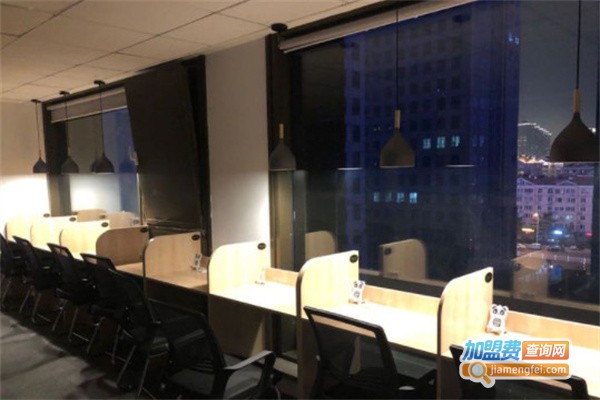 有间自习室加盟