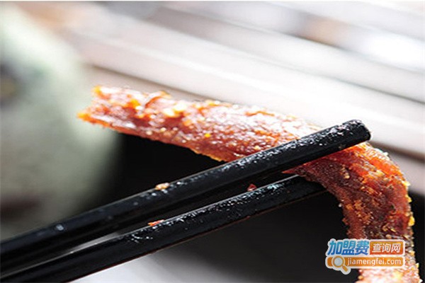 尊极龙休闲食品加盟