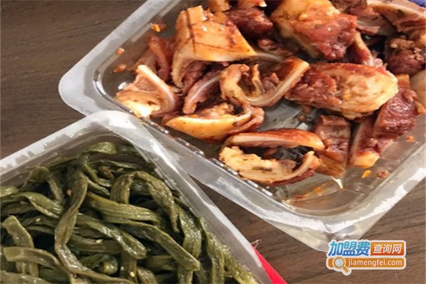 椒货麻辣零食加盟