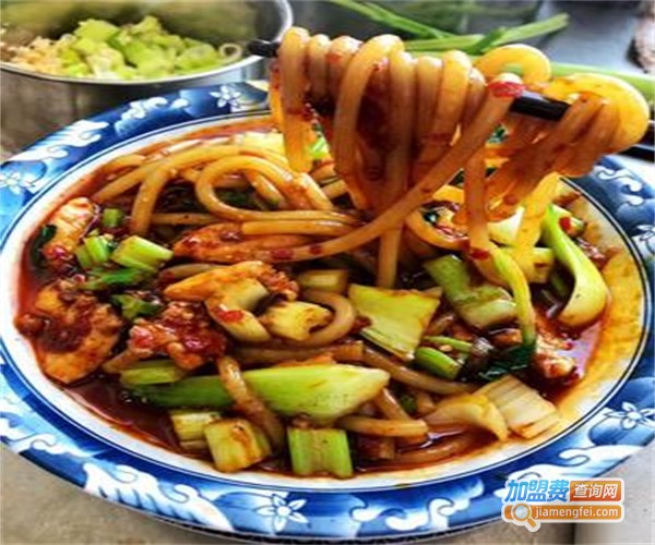 辣火新疆炒米粉加盟费