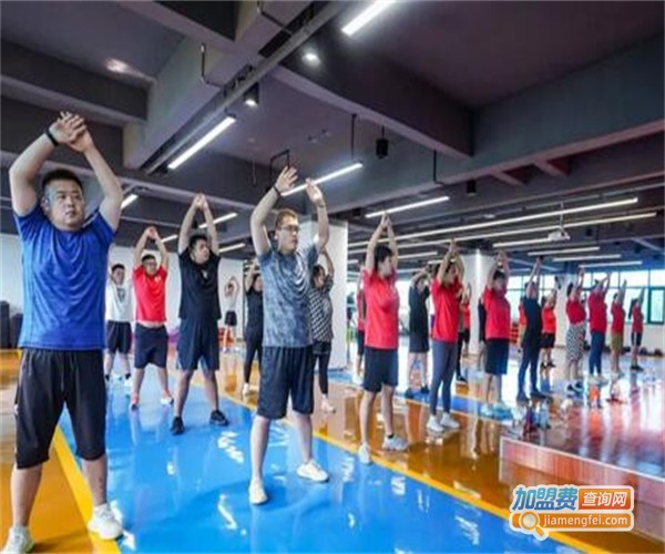 巅峰减肥训练营加盟费