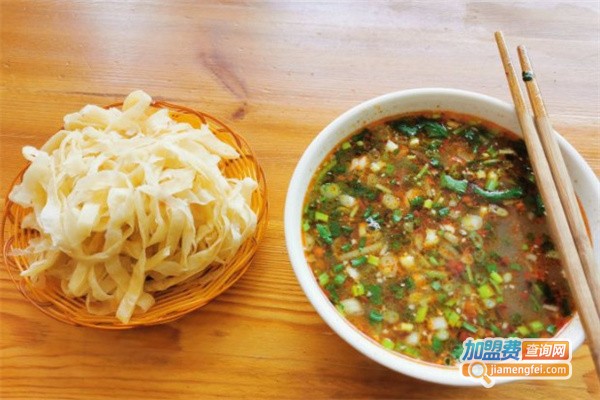 大张里牛肉汤加盟费