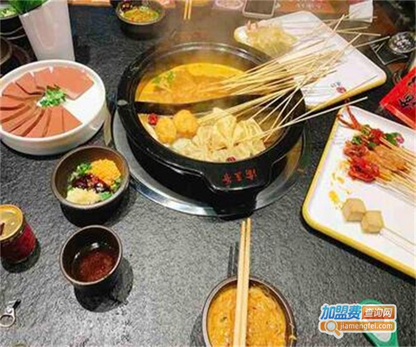 渝五爷鸭血串串锅加盟费