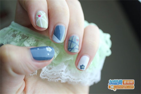 埃芮依丝美甲加盟