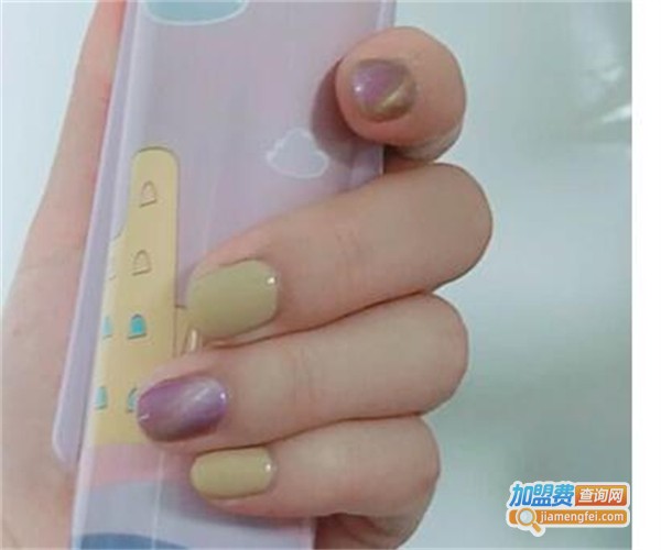 安安美甲加盟费