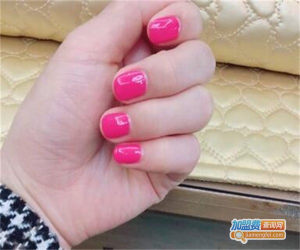 安安美甲加盟费