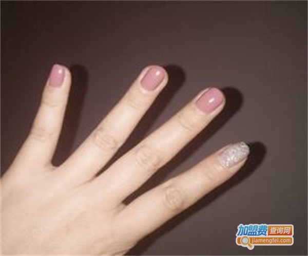 艺妮美甲美睫加盟费