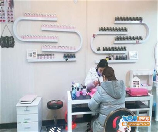 小薇美甲美睫纹绣加盟费