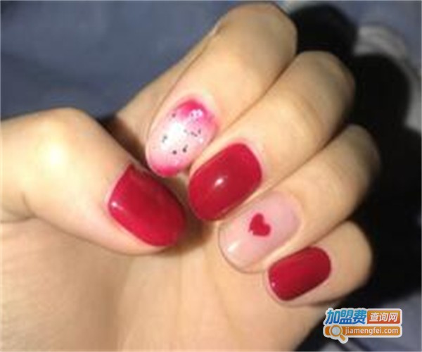 美惠子日式美甲美睫加盟费