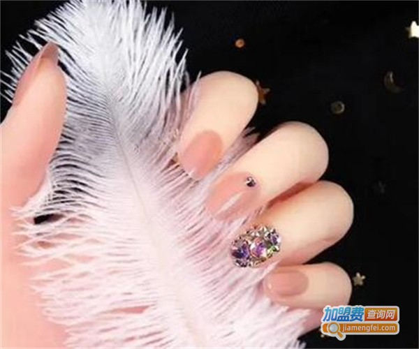 雅雅美甲加盟费