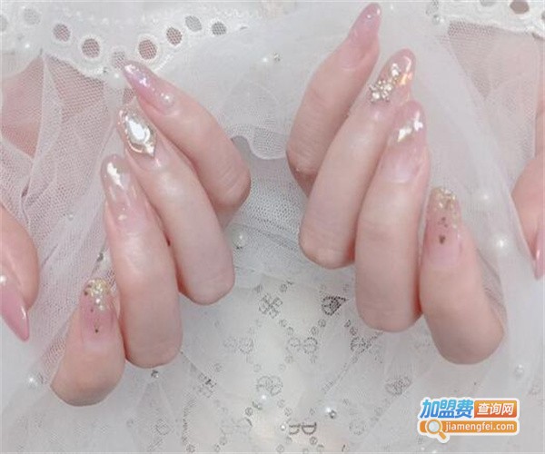 品格美甲加盟费