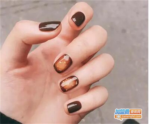 姿莹美甲用品加盟费